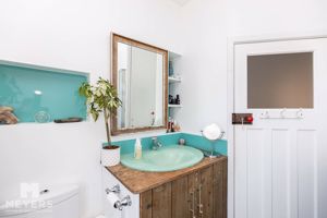 Photo 36- click for photo gallery